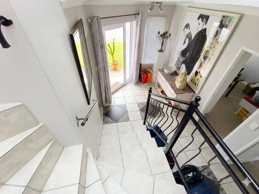 3 Bedroom Property for Sale in Paradise Western Cape